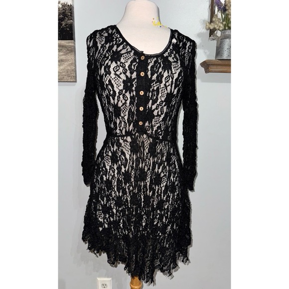 Mystree Dresses & Skirts - Mystree lace Gothic over dress asymmetrical button front detail size small flaw